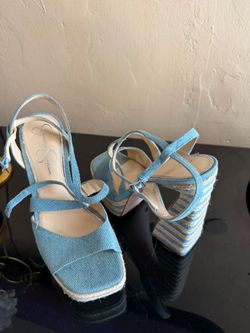 Woman shoes