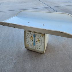 Cute Vintage Hanson Model 35 Baby Nursery Weight Scale Cartoon Animals