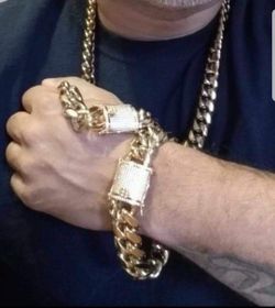 Cuban Link Set 14K Gold Plated Does Not Loses Color