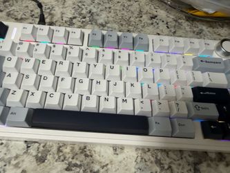Gaming Alua F75 mechanical keyboard