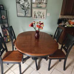 Kitchen Table And 5 Chairs