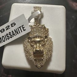 King Of The Jungle Pendant 