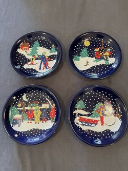 Vintage. Lillian Vernon Set Of Plates