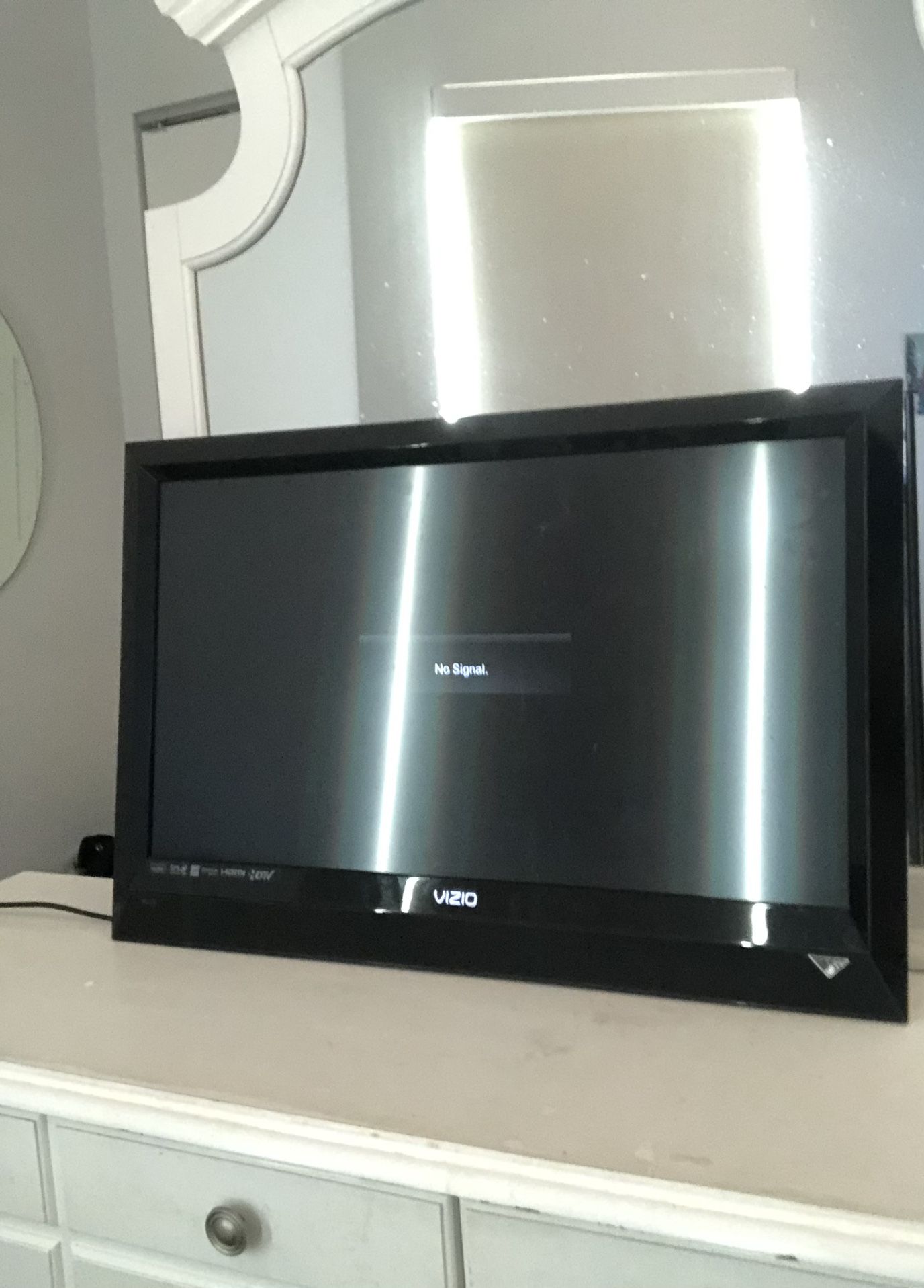 VIZIO 35inch TV