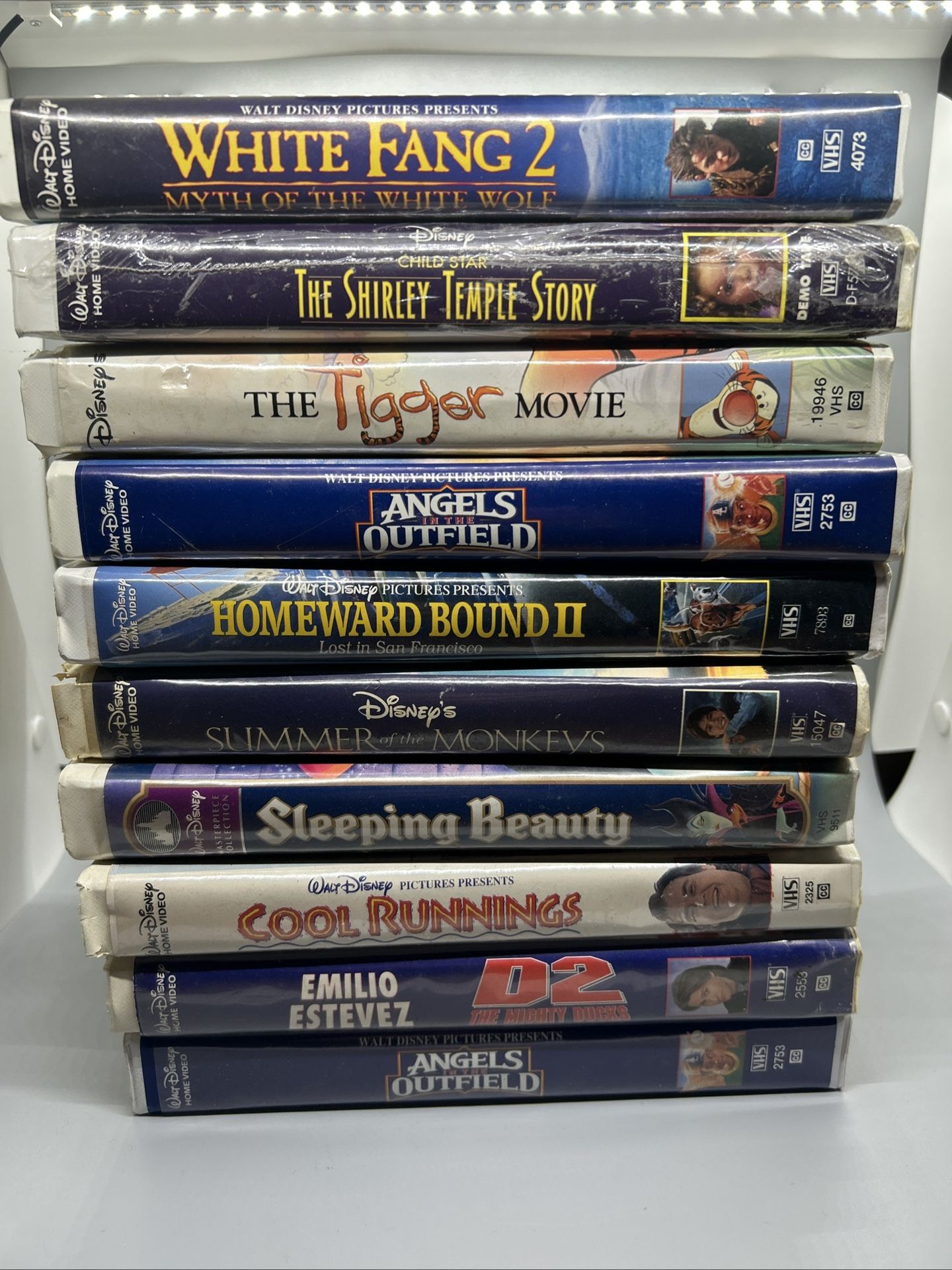 Multiple Disney VHS Movies Cool Runnings Homeward Bound 2 Tigger White Fang 2