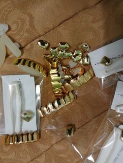 HIP HOP GRILLZ SET/gold Plated 