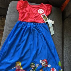   Súper Mario.  Dress.  Red and Blue Nightgown, Gown