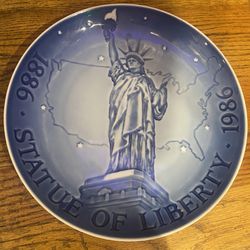 Statue of Liberty Plate