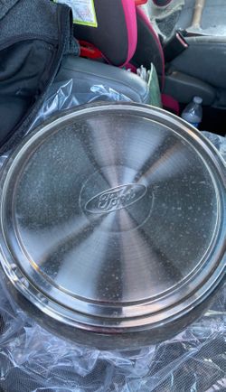 Ford van metal hubcaps