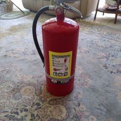 BADGER. 20 LB. ABC FIRE  EXTINGUISHER 