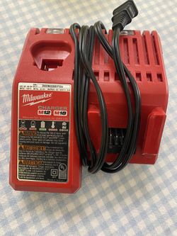 FOR MILWUKEE M12 XC BATTERY CHARGER 