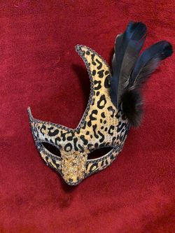 Sequined Mardi Gras mask.