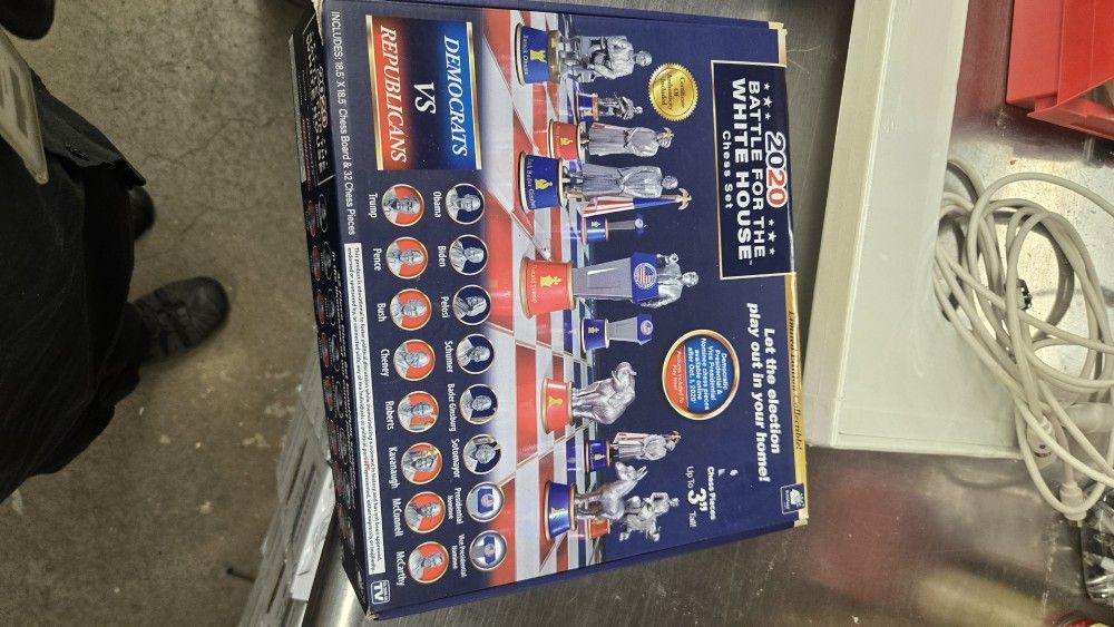 New Chess Set President