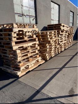 Pallets for sale $2 each free deliveries