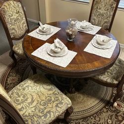 🪑 Elegant Round Wooden Dining Table Set✨