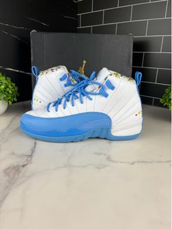 Vnds Jordan 12 emoji size 7Y $140