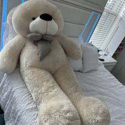 Almost 6ft Giant Teddy 