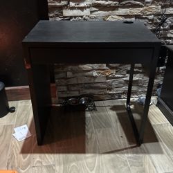 Black Table 