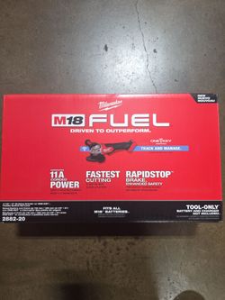 Milwaukee M18 FUEL 4-1/2"/5" Angle Grinder Tool Only