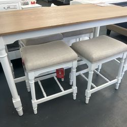 Dining Table And 4 Stool