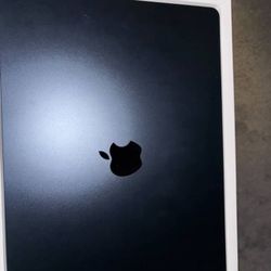 MacBook Air 15" M4 512gb