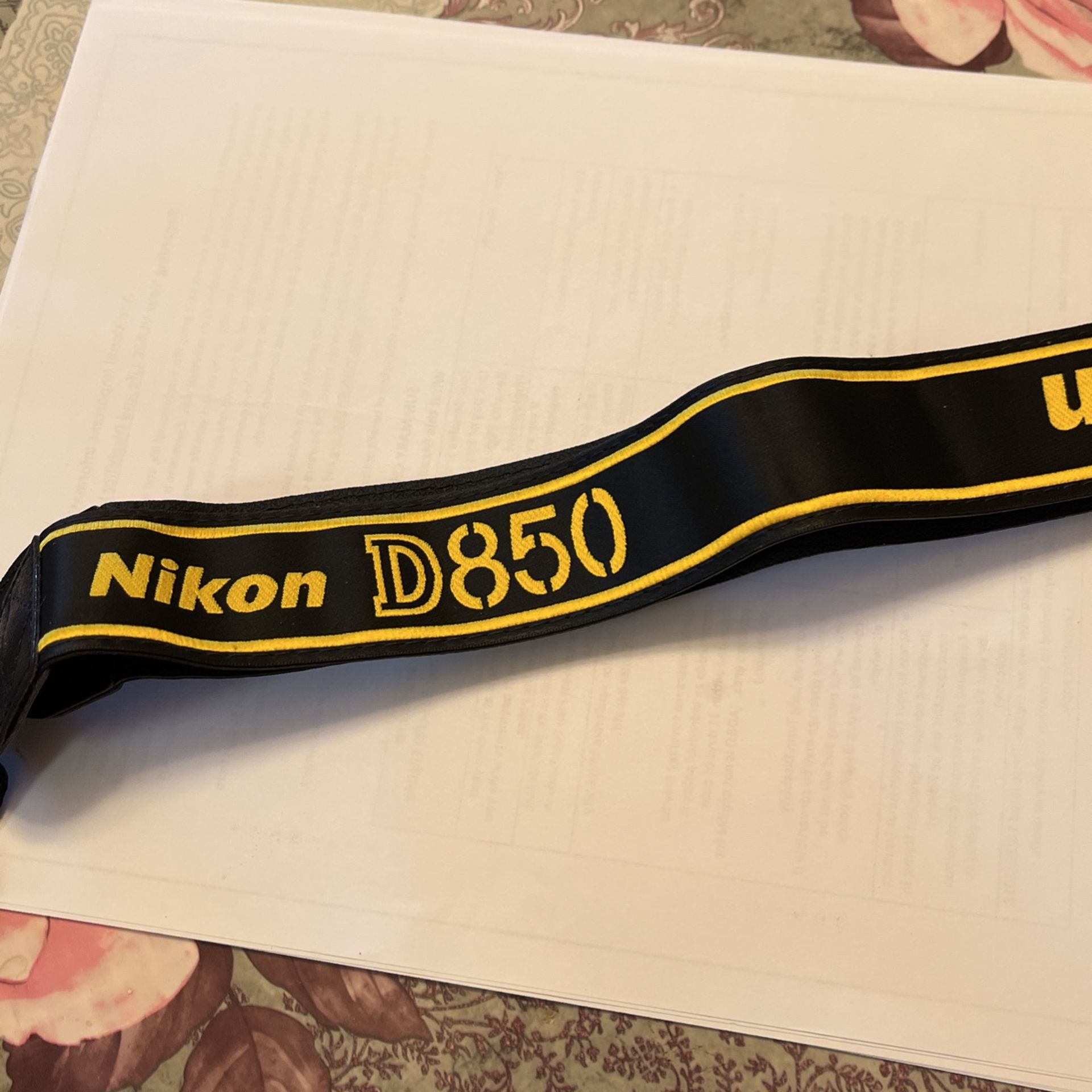 Nikon D850 Shoulder Strap New