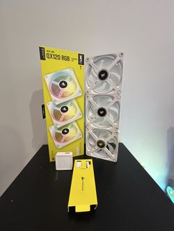 CORSAIR QX120 RGB FANS