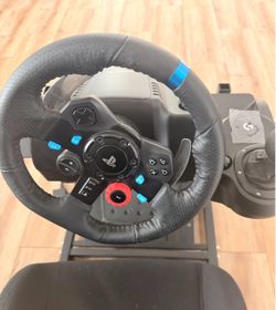 Logitech G29 Racing Wheel with Shifter