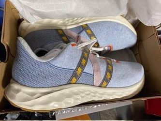New Balance Arishi V4 Fresh Foam Men's Athletic Shoes Size 13 4E Wide Low Top Training Shoes $50