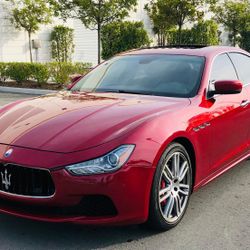 Luxury Maserati Ghibli sQ4