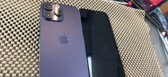 iPhone 14 ProMax Screen