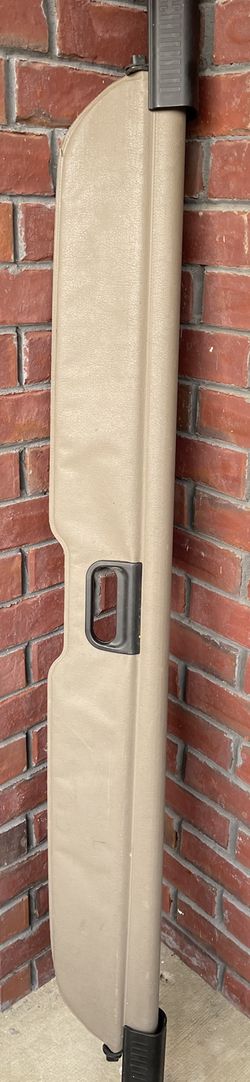 2003 GMC  OEM Yukon Denali Cargo Area Sun Shade-