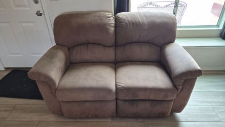 LAZY BOY RECLINER LOVESEAT