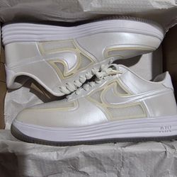 Lunar Air Force 1