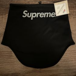 Supreme WINDSTOPPER Black Neck Gaiter (FW23)