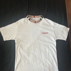 Burberry T-Shirt