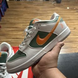 NIKE DUNK LOW NY VS NY 