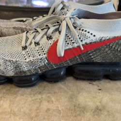 Nike Air Vapormax Flyknit 2