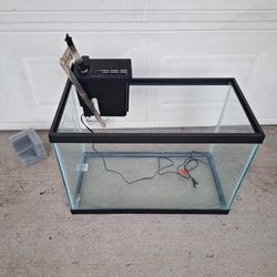 Open Glass Aquarium Tank With Oxygenation System Size 16in Deep ×24in Width ×12in