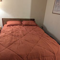 Comforter Set QUEEN SIZE