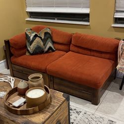 BROYHILL MCM sectional