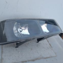 Chevy Express Gmc Savana Headlight