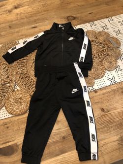 Nike 2 Piece 12 Month Outfit