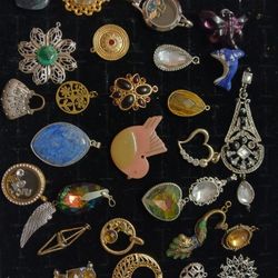 Pendant Lot 