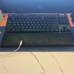 Logitech G915 Lightspeed Keyboard 