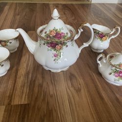 porcelain tea set. never used