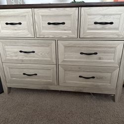 7-Drawer Farmhouse Dresser