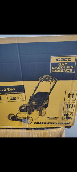 NEW 21" DeWalt Gas Lawnmower 3 in 1 Self Propelled Walk Behind 163cc Briggs and Stratton Engine