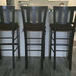 3 Bar Stools Chairs