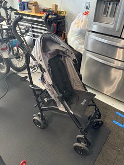 Jeep Umbrella Stroller - Grey - Great condition